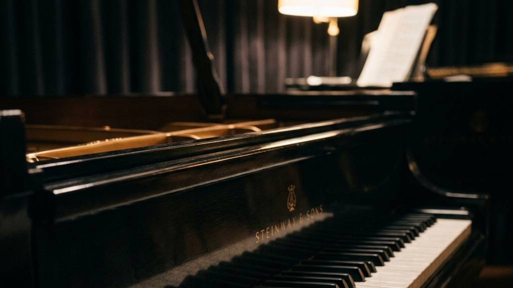Piano Tuner - Tune your piano by ear online